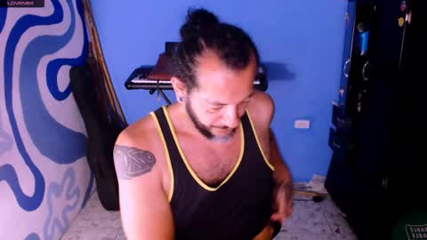 Snapshot of karu_hard chatting on April 21, 2026, 12:34 am Karu online show from April 21, 2026, 12:34 am