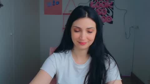 Karyna online show from April 8, 2026, 6:13 am