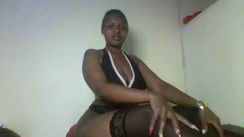 Snapshot of kashy_ chatting on June 22, 2026, 5:43 pm kashy_ online show from June 22, 2026, 5:43 pm