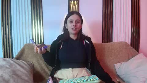 Snapshot of kassandra_james chatting on February 4, 2026, 1:17 pm kassandra james online show from February 4, 2026, 1:17 pm