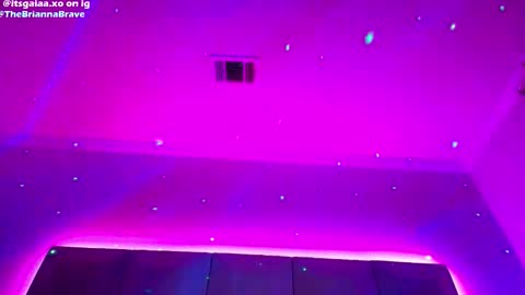 BriannaBrave online show from March 16, 2026, 5:44 am