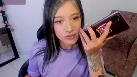 Alicia online show from June 19, 2026, 1:32 am