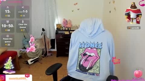 Kat       online show from December 1, 2024, 7:36 pm