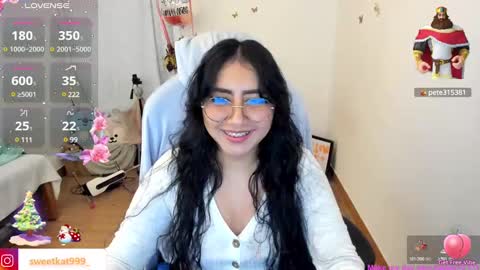 Kat       online show from December 20, 2024, 4:25 pm