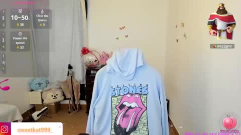 Kat       online show from January 31, 2025, 6:47 pm