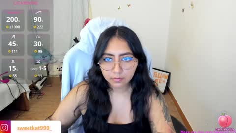 Kat       online show from February 6, 2025, 12:37 pm