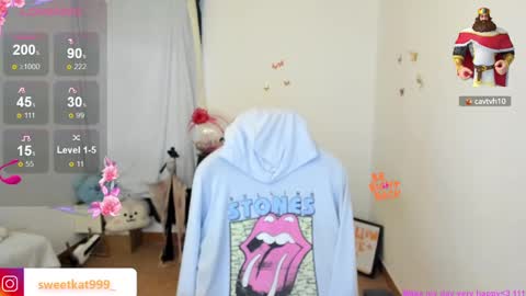 Kat       online show from February 6, 2025, 6:46 pm