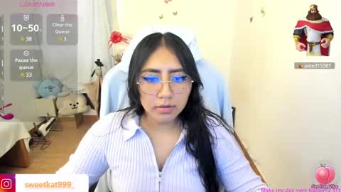 Kat       online show from February 11, 2025, 3:51 pm