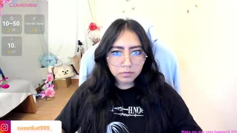 Kat       online show from February 18, 2025, 2:38 pm