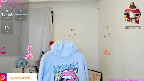 Kat       online show from February 19, 2025, 6:43 pm