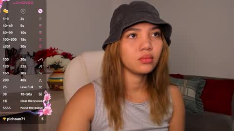 kata22sofia online show from February 15, 2026, 5:20 pm