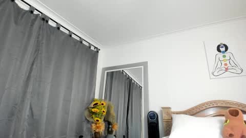 Snapshot of kataleyacandy chatting on January 16, 2025, 11:48 pm Kataleya online show from January 16, 2025, 11:48 pm