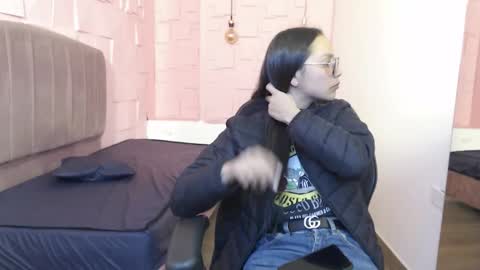 Snapshot of katalina07 chatting on December 3, 2025, 12:36 pm Katalina online show from December 3, 2025, 12:36 pm