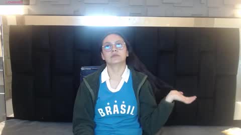 Snapshot of katalina07 chatting on December 16, 2025, 1:05 pm Katalina online show from December 16, 2025, 1:05 pm