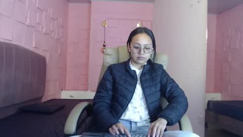 Snapshot of katalina07 chatting on March 23, 2026, 2:32 pm Katalina online show from March 23, 2026, 2:32 pm