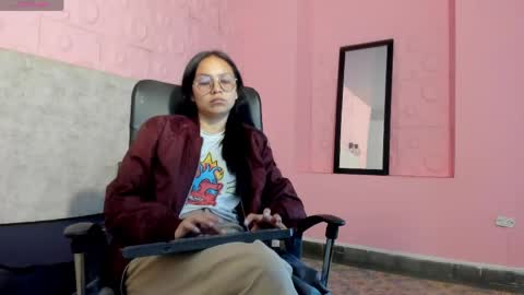 Snapshot of katalina07 chatting on April 30, 2026, 2:45 pm Katalina online show from April 30, 2026, 2:45 pm