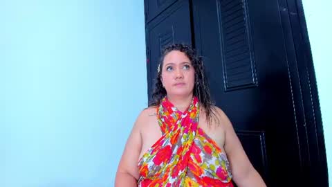 Snapshot of katalina_rivera chatting on June 25, 2026, 12:54 am katalina_rivera online show from June 25, 2026, 12:54 am