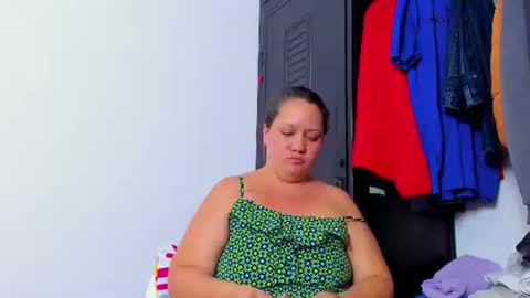Snapshot of katalina_rivera chatting on August 5, 2026, 6:22 pm katalina_rivera online show from August 5, 2026, 6:22 pm