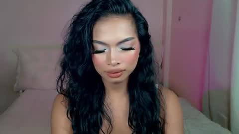 Snapshot of katalina_rouge chatting on July 6, 2026, 11:40 pm IVY JANE online show from July 6, 2026, 11:40 pm