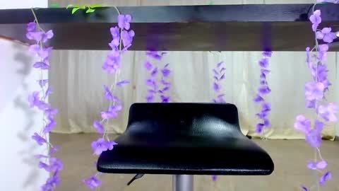 katalinaferreirax online show from February 5, 2025, 2:08 am