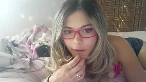 katarina4love online show from May 9, 2026, 9:53 pm