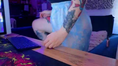 Kate online show from July 5, 2026, 5:47 am