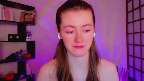 Kate online show from December 18, 2024, 2:10 am