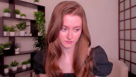 Kate online show from September 9, 2025, 2:33 am