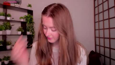 Kate online show from March 19, 2026, 2:48 am