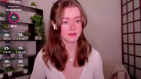 Snapshot of kate_cuddle chatting on July 9, 2026, 3:43 am Kate online show from July 9, 2026, 3:43 am