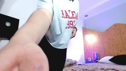 Kate Evans online show from December 4, 2024, 10:08 pm