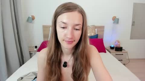 Snapshot of kate_redgar chatting on June 21, 2026, 5:04 pm kate_redgar online show from June 21, 2026, 5:04 pm