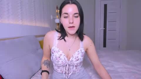 KATE online show from February 23, 2025, 4:02 pm