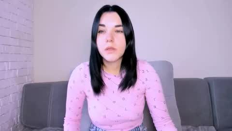 KATE online show from November 1, 2025, 5:53 am