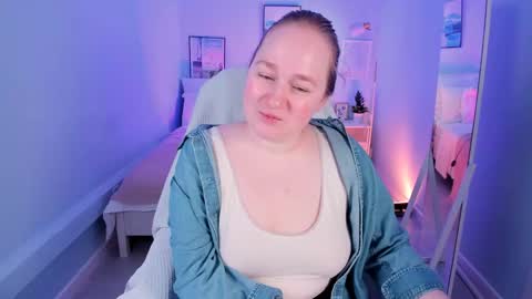 Snapshot of kate_rest chatting on May 10, 2026, 8:19 am Kate Follow me dear online show from May 10, 2026, 8:19 am