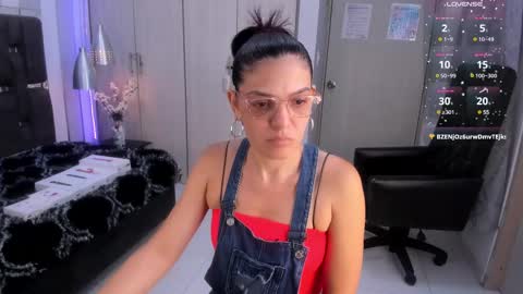 kate_roose online show from March 9, 2025, 11:58 am