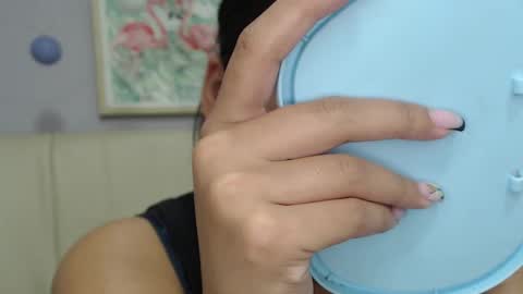 Kari online show from March 12, 2025, 7:59 pm