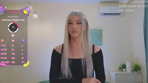 Snapshot of katebxtch chatting on September 10, 2025, 7:47 pm Kate online show from September 10, 2025, 7:47 pm