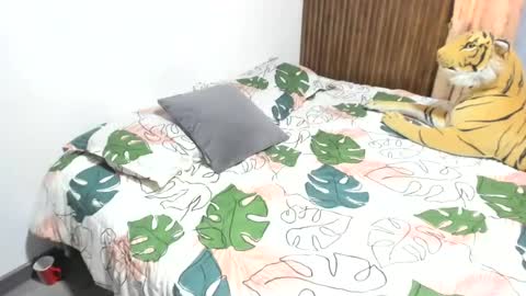 Snapshot of katerinamilf_ chatting on June 17, 2026, 10:43 pm kata online show from June 17, 2026, 10:43 pm