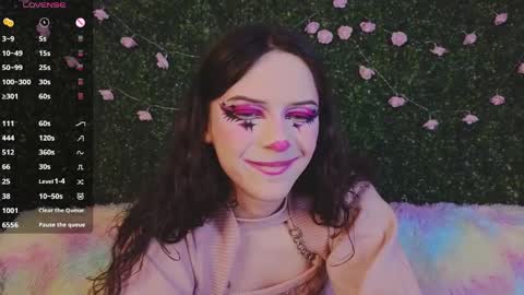 Katerina online show from May 14, 2026, 6:47 pm