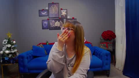 Snapshot of katewalker_ chatting on December 20, 2024, 7:07 pm Kate online show from December 20, 2024, 7:07 pm