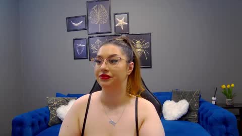 Snapshot of katewalker_ chatting on January 23, 2025, 10:22 pm Kate online show from January 23, 2025, 10:22 pm