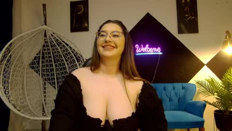 Snapshot of katewalker_ chatting on April 8, 2026, 7:25 pm Kate online show from April 8, 2026, 7:25 pm