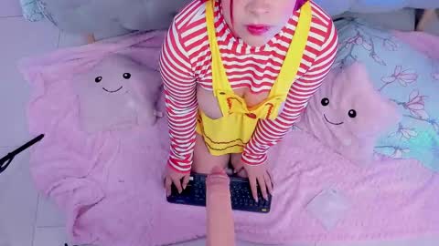 Snapshot of kathia_saenz chatting on February 6, 2025, 3:48 am Kathia  online show from February 6, 2025, 3:48 am