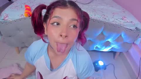 Snapshot of kathia_saenz chatting on March 11, 2025, 6:53 am Kathia  online show from March 11, 2025, 6:53 am