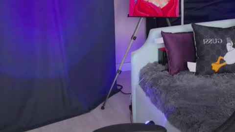 Snapshot of kathleen_frost chatting on December 4, 2024, 8:12 am kathleen_frost online show from December 4, 2024, 8:12 am