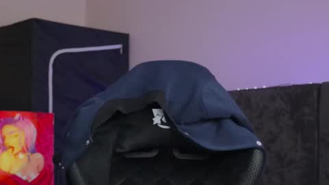 Snapshot of kathleen_frost chatting on December 13, 2024, 7:25 am kathleen_frost online show from December 13, 2024, 7:25 am