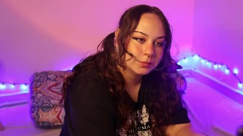 Kathleen online show from December 16, 2025, 9:53 pm