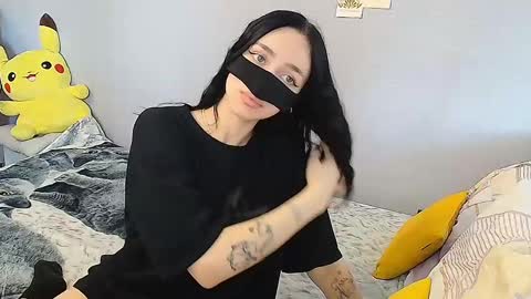 Snapshot of kathrineberry chatting on February 13, 2025, 4:43 am KathrineBerry online show from February 13, 2025, 4:43 am