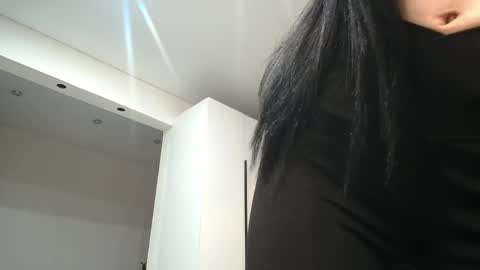 Snapshot of kathrineberry chatting on May 18, 2026, 6:41 am KathrineBerry online show from May 18, 2026, 6:41 am
